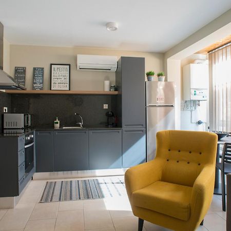 Apartaments Turistics Cardona II エクステリア 写真