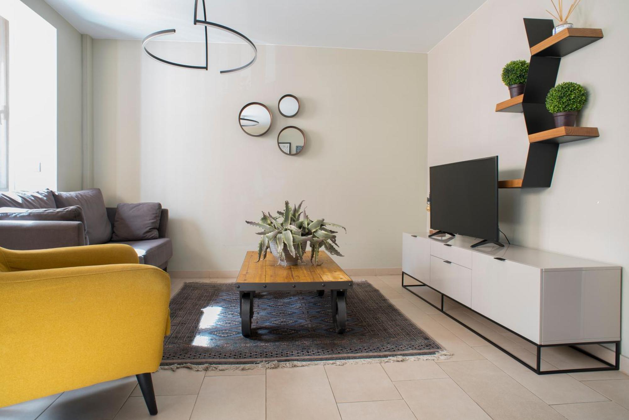 Apartaments Turistics Cardona II エクステリア 写真